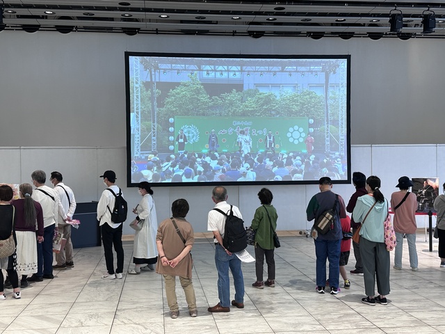 写真 第39回仙台・青葉まつり「おまつり広場」（せんだいメディアテーク会場）