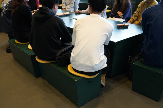 写真 ユースてつがくカフェ　第32回公開ミーティング