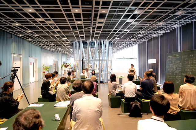 写真「【アートノード TALK】難民、移民と協働するアートセンター 〜イギリス、カウンターポインツ・アーツ〜」の様子